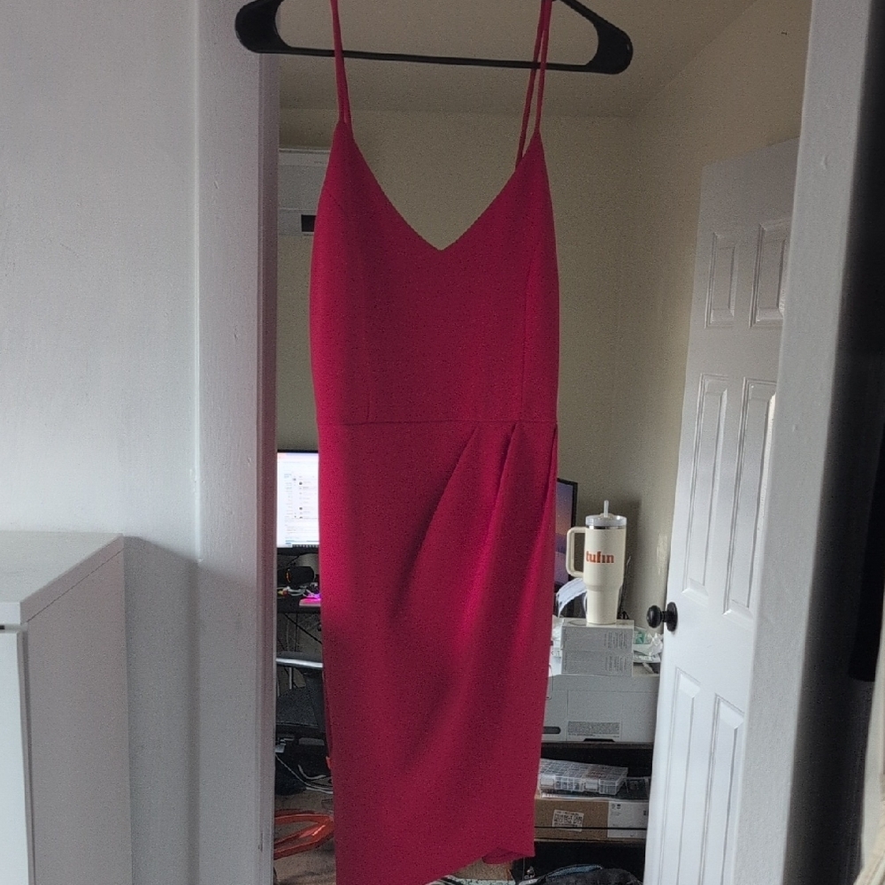 Elegant Pink Sleeveless Dress